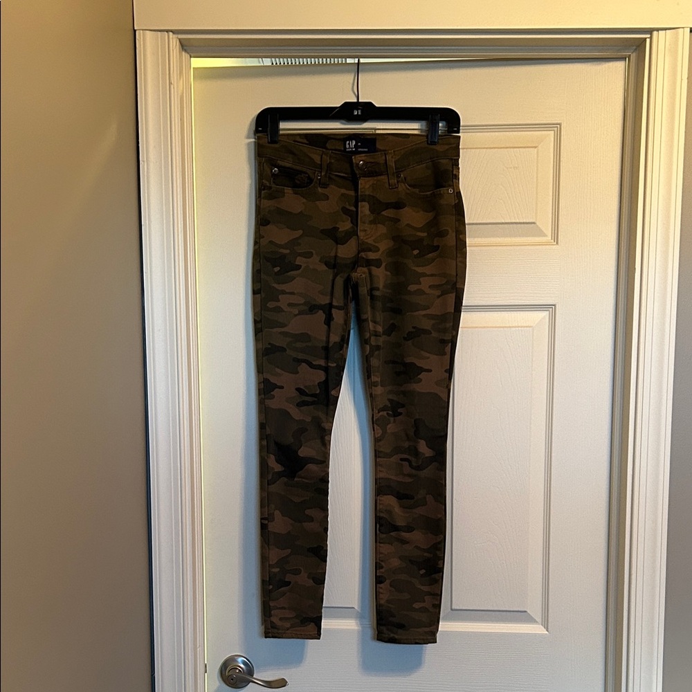 GAP Camouflage Skinny Jeans